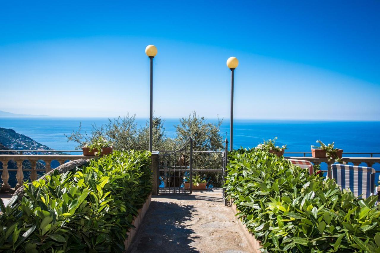 Villa Savina - Elegant Family Villa Overlooks Amalfi Coast - Positano Exterior photo